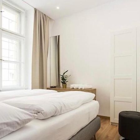 Luxury Apartment On Wenceslas Square Prague Luaran gambar